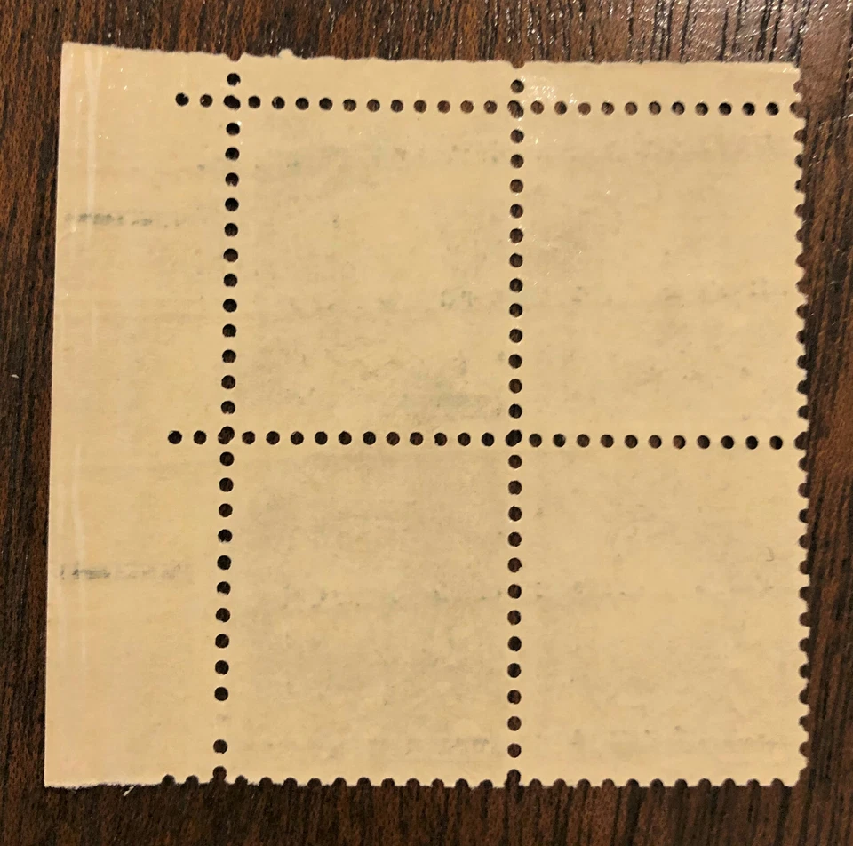 EF Vintage Lincoln 4 cent uncirculated plate block of 4 stamps - Image 2 of 4