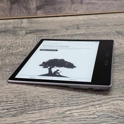 Amazon Kindle Oasis 7 inch 32 GB 9th gen - CW96BW, Wifi & 3G