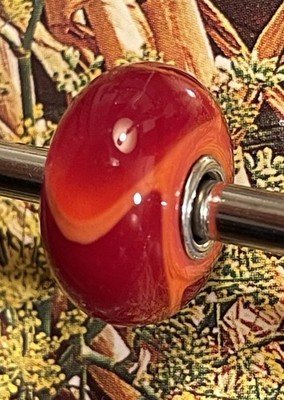 TROLLBEADS  ARMADILLO  DILLO GORGEOUS  RARE RED NEW!