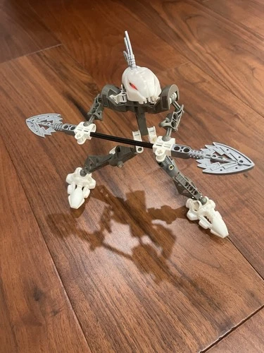 LEGO BIONICLE: Rahkshi 8588