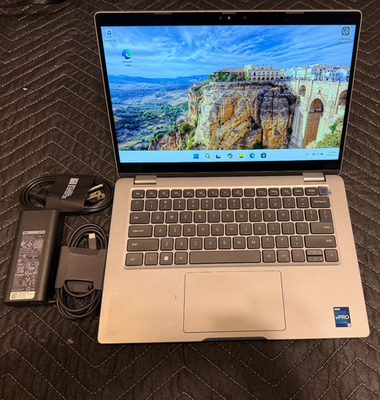 Dell Latitude 5340 Laptop 13.3” Touch Core i5 1345U 16GB 512GB SSD