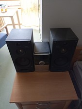 verkaufe wegen Umzug eine sehr gute Stereoanlage 