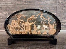 Korkschnitzerei Miniatur  im Rahmen