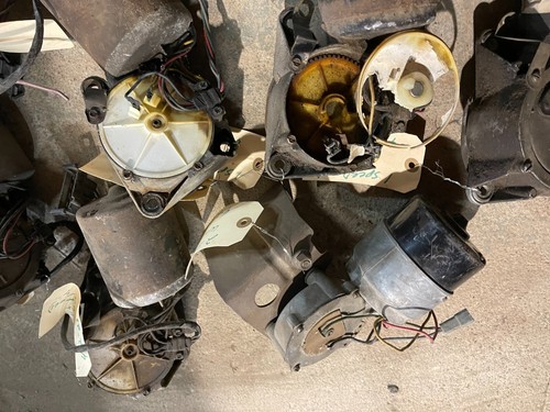 MOPAR WIPER MOTOR LOT 10 UNITS MOSTS 68 AND PRIOR 1 NEWER STYLE FOR PARTS RESTOR - Picture 6 of 17