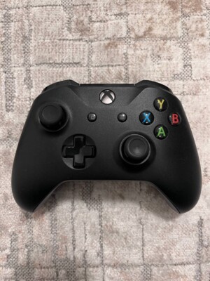 Microsoft XBOX ONE Wireless Controller | Bluetooth | Nyko Ladestation