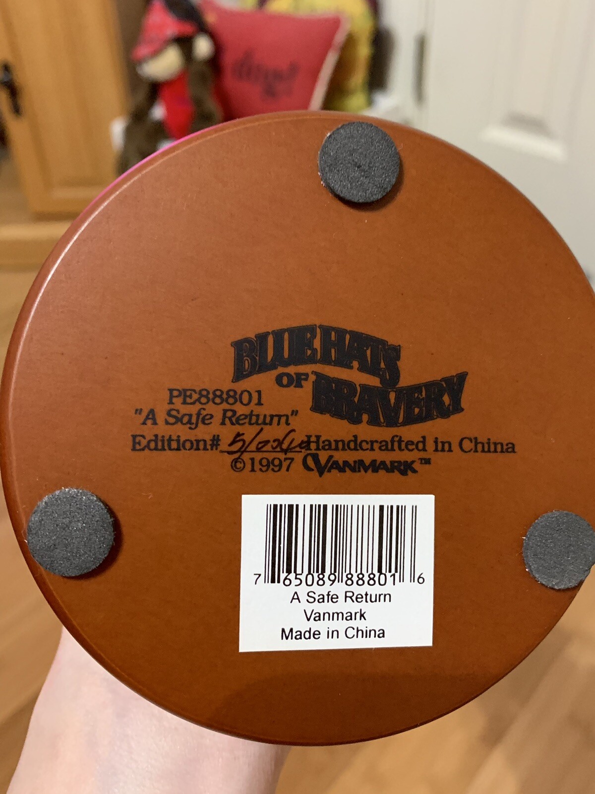 vanmark blue hats of bravery a safe return Police figurine eBay