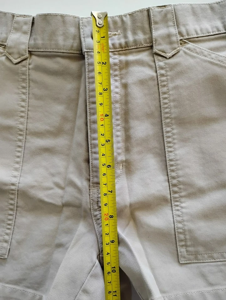 Shorts Old Navy Feminino Tamanho 8 Casual Bege Cargo Cáqui - Vintage Anos 2000 - Imagem 4 de 4