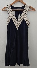 THML Embroided Detail Navy Dress  Knee Length Size Small Side Zip 100% Rayon