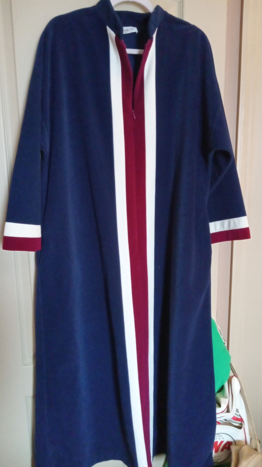 Vintage 70s VANITY FAIR Night Gown Velour Housecoat Robe Maxi Duster L Zip