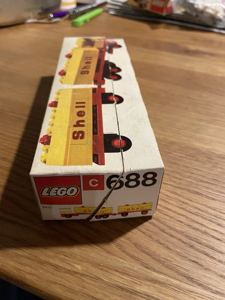 LEGO LEGOLAND: Shell Tankwagen 688 mit OVP und Aufbauanleitung Vintage - Bild 3 von 3