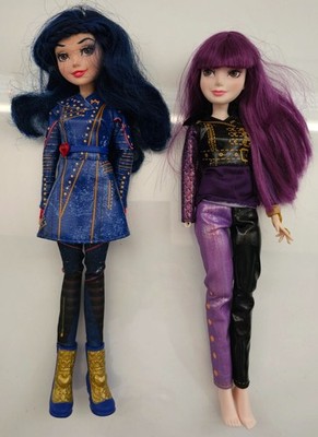 2 Lot Disney Descendants Fashion Dolls Evie & Mal