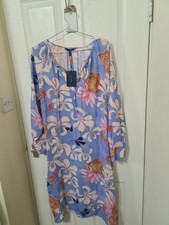 Image of Gant Waterfall Blue floral print V-neck dress