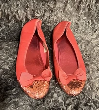 Women’s Size 5 Pink Sparkle Slip On Flats with Bow and Rhinestones Pre-Owned