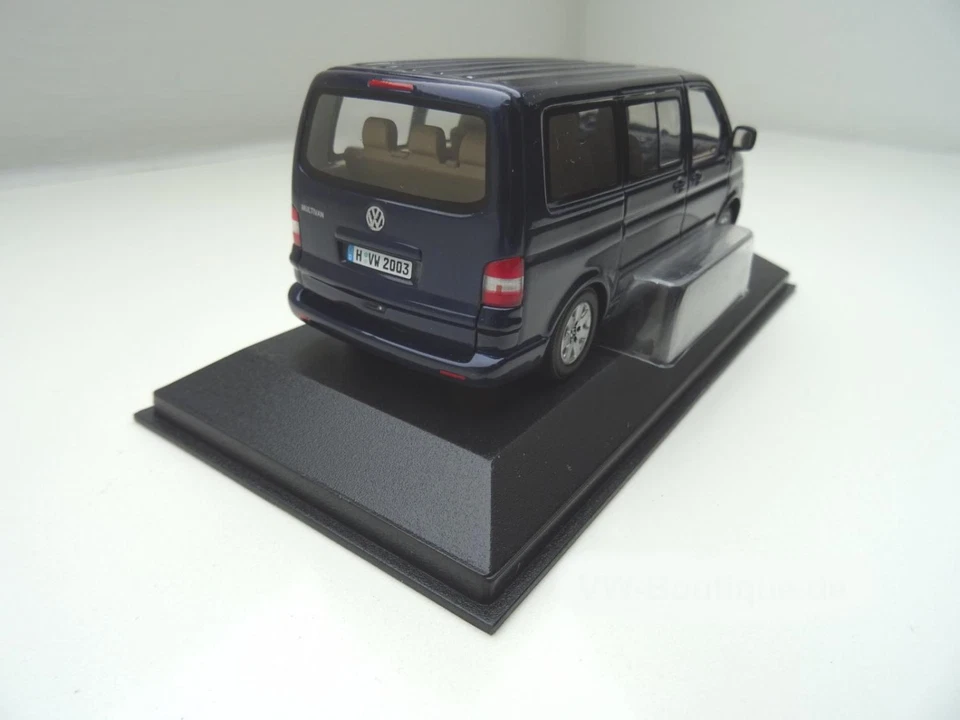 Volkswagen VW T5 Multivan Modellino Blu Metallizzato Di Minichamps In 1:43 Nuovo - Immagine 4 di 4