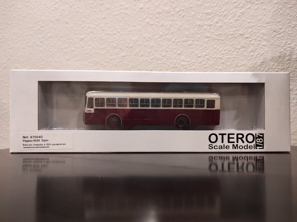 AUTOBÚS PEGASO 6035 GIJÓN - OTERO - ESCALA 1/87, EDICIÓN LIMITADA 200 UNIDADES