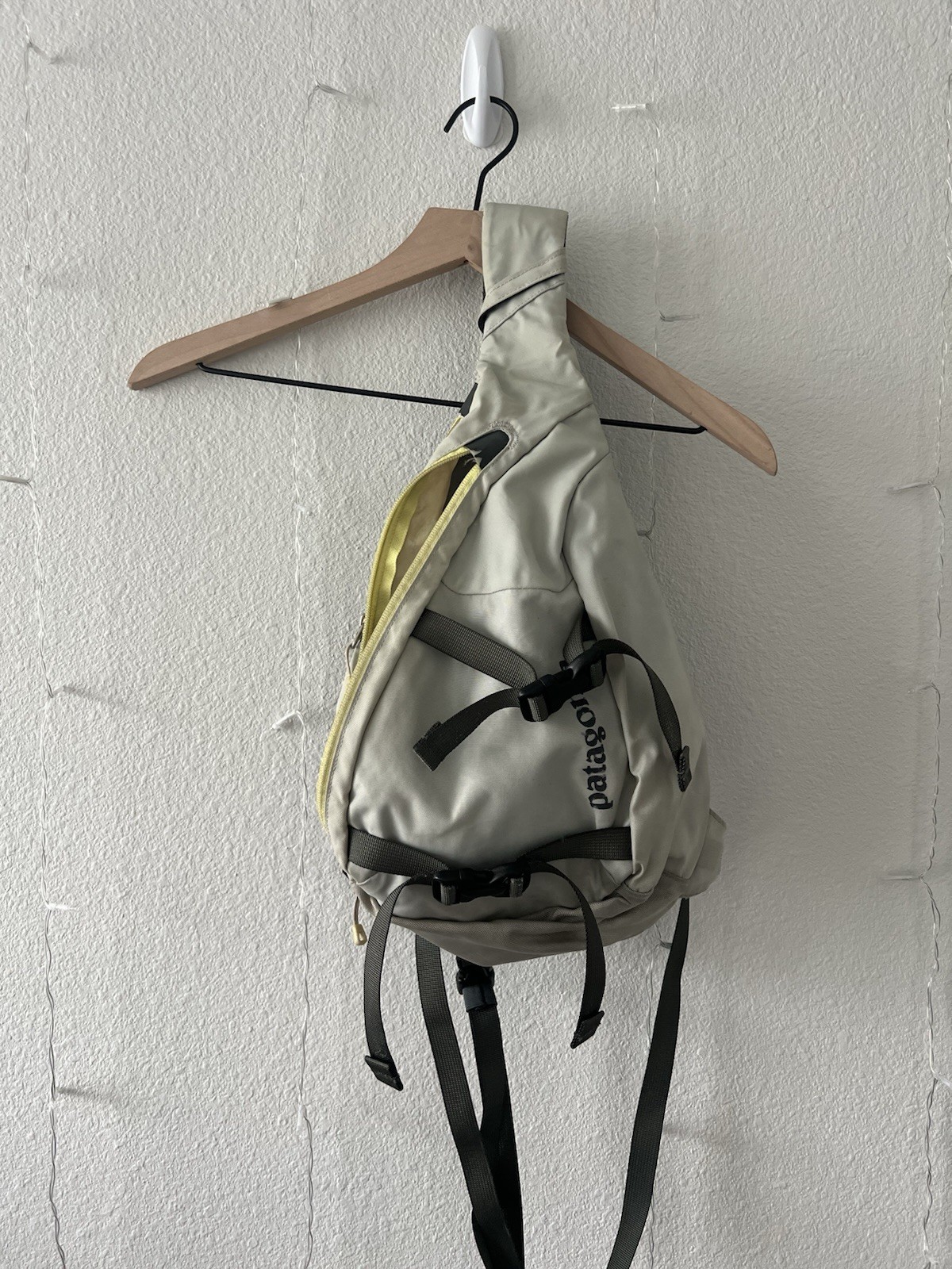 Patagonia Atom 8L Blue Sling Backpack for Hiking and Outdoor Adventures