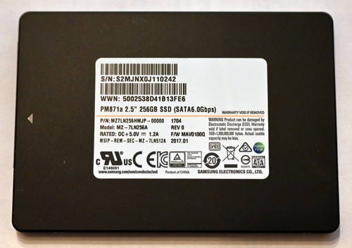 Samsung MZ-7LN256A 256GB SATA 6 Gbps 2.5" SSD-Festplatte