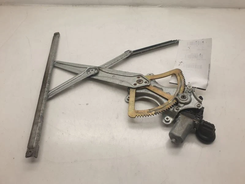 Driver Left Front Window Regulator Fits 06-09 LEXUS RX400H 69802-33040 - Image 4 of 4