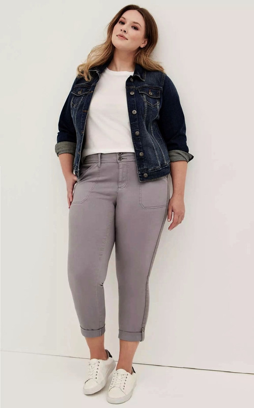 TORRID 00X  Crop Aviator Pant Stretch Grey Mid rise Pockets Butt Lift Belt Loops
