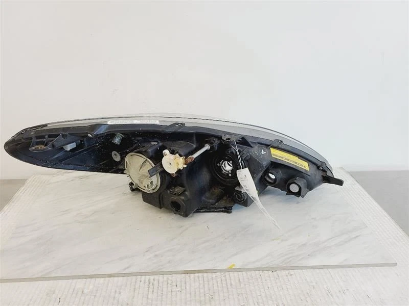 Driver Left Headlight With Xenon HID Fits 02-03 LEXUS ES300 574281 - Image 3 of 4