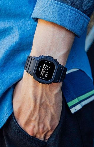 Casio - DW-5600UBB-1ER DW-5600UBB-1ER, G-Shock RESIN BLACK digitale Watch - Picture 2 of 3