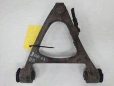 triangle superieur avant droit