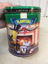 1997 Planters Peanuts Christmas Holiday Limited Edition 14oz tin  Mr. Peanut