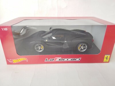 Hot Wheels Ferrari Laferrari Matt Black 2013 1/18 BLY53