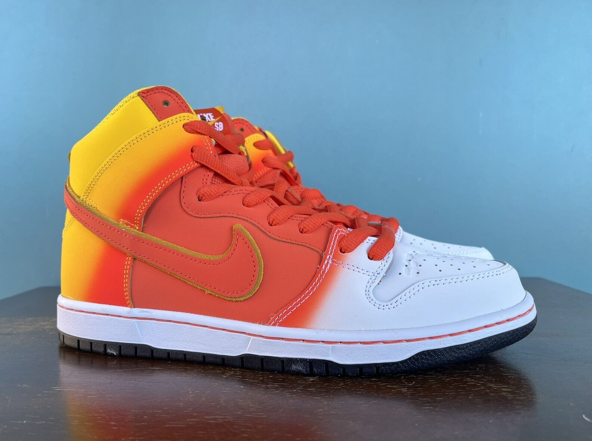 スニーカー Nike SNEAKER (HV6351) s-l1200.png