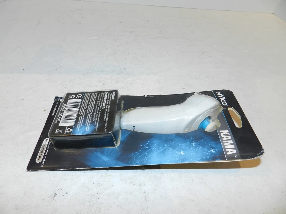 Nyko Kama Wired Nunchuck Controller for Wii #87105-A50 White - NEW/SEALED - Image 2 of 2