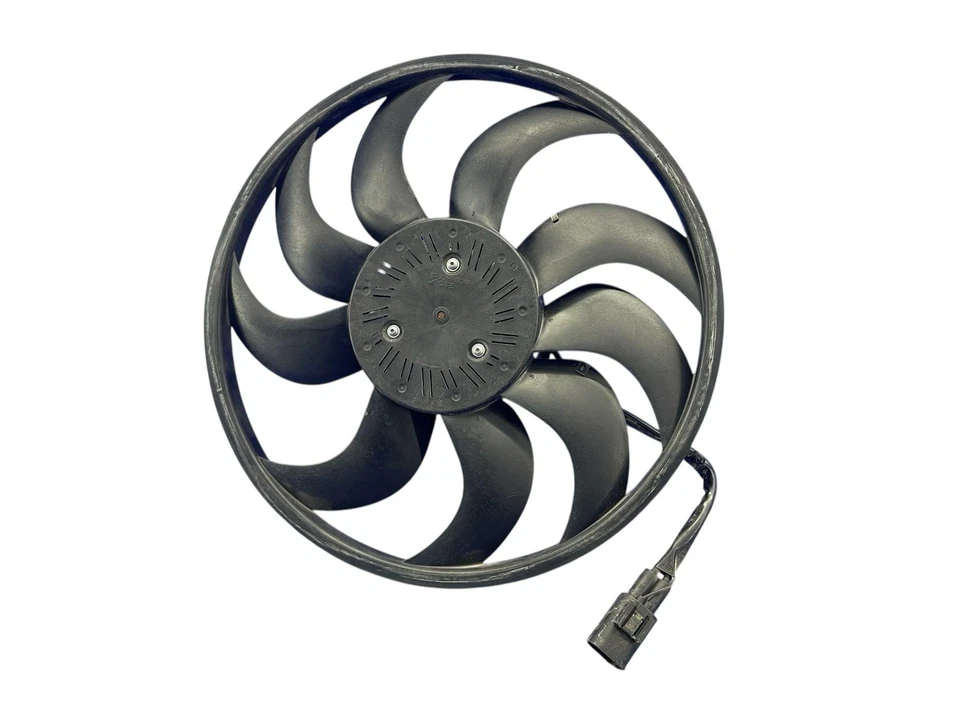 BMW I8 2014-2019 AWD 1,5 L ventilador de refrigeración eléctrico delantero motor 8626114 OEM Foto 3 de 4