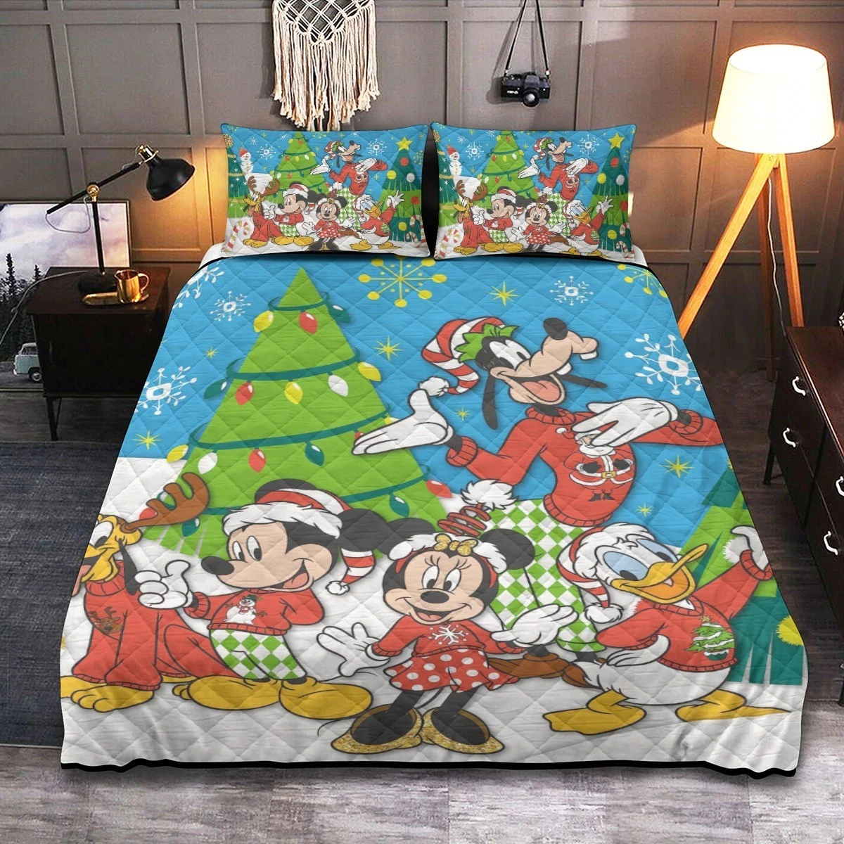 Top! Disney Happy Christmas Print Quilt & Pillow Cases