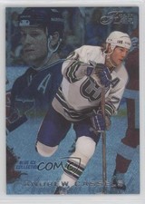 1996-97 Flair Blue Ice Collection 82/250 Andrew Cassels #B41 1d0j
