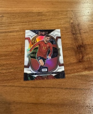 Ferran Torres 2022-23 Panini Select FIFA White Prizm /20 NRMT+ Spain / Barcelona