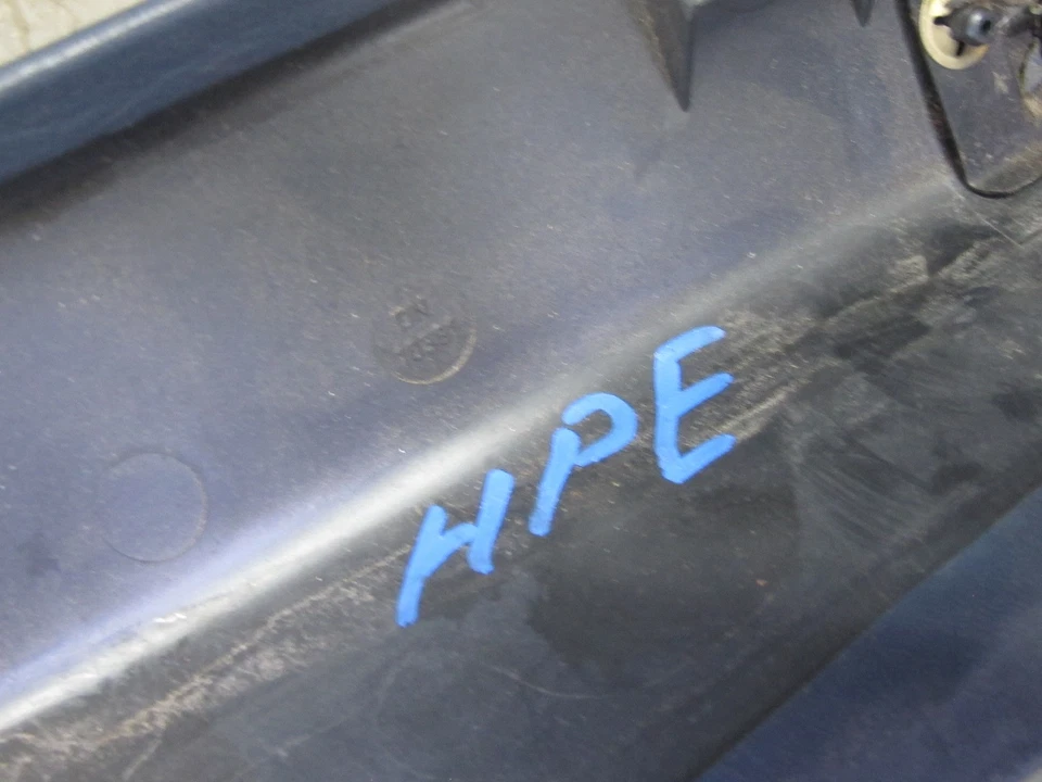 PORSCHE 928 S 1984-1986 MALETERO TRASERO ESCOTILLA PORTÓN TRASERO EMBELLECEDOR CUBIERTA PANEL CONJUNTO AZUL Foto 2 de 4