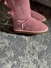 Ugg Australia Bailey Bow II Size 8 Women’s Rose Winter Boots