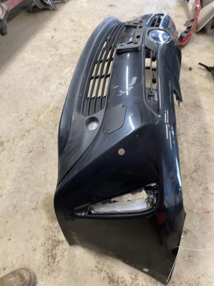 21 TOYOTA PRIUS Front Bumperblack park Assit Tabs Brokeprius (vin Fu) Foto 2 de 4