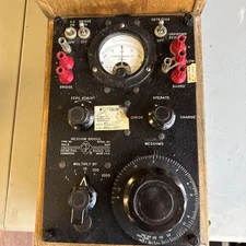 VINTAGE ANTIQUE GENERAL RADIO CO. TYPE 544-B MEGOHM BRIDGE.  STEVENS TECH