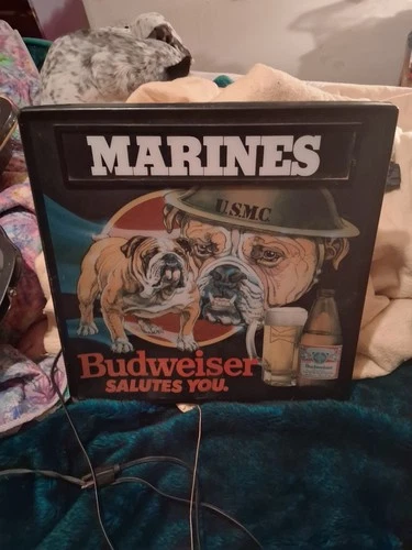 Vintage 1985 Budweiser Bud Beer U.S.M.C MARINES Bulldog Lighted Sign