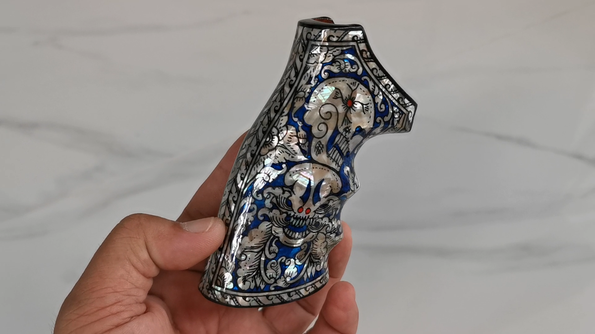 For Taurus Tracker/Judge Grips Model 617 817 627 Mother of Pearl