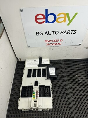 2017 BMW 330i Body Control Module BCM 61356824384 NTO IIHS Test 