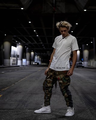 T-SHIRT MENS STREETWEAR TOP YEEZY EXCLUSIVE SHORT SLEEVE WHITE THE