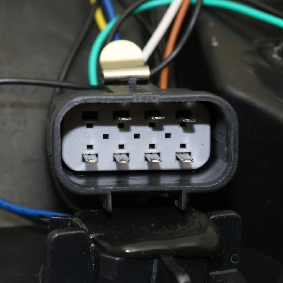 Kit de luces antiniebla redondas izquierda y derecha Chevrolet Tahoe 2007-2014 Foto 4 de 4