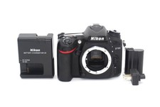 Corpo fotocamera Nikon D7100 DSLR 24,1MP grado professionale usato verificato