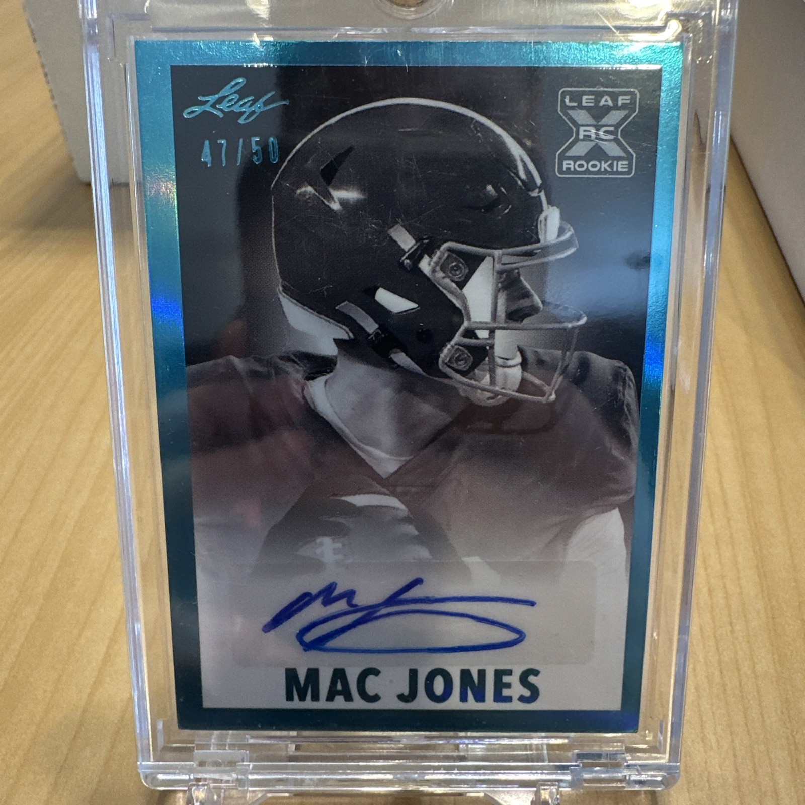 Mac Jones Leaf Memories 1960 Autographs #BWMJ1 Base