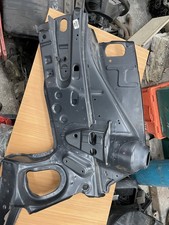 Mk3/4 escort  Xr3 Rs,Turbo Rs 1600 I  O/s genuine Ford  Inner Wing Chassis NOS  