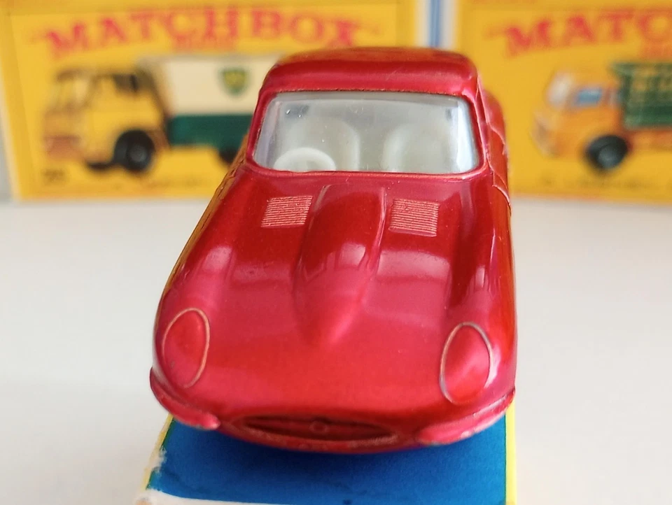 🔥1961 Lesney Matchbox #32 JAGUAR E TYPE COUPE ~ Vermelho Metálico ~ Estado perfeito!!!🔥 - Imagem 4 de 4