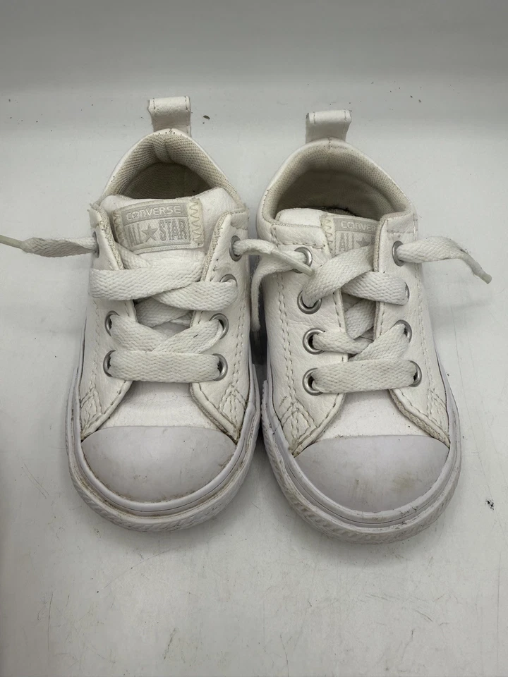 Zapatillas bajas Converse Infant 5 Chuck Taylor All Stars imitación cuero TODAS BLANCAS Foto 2 de 4