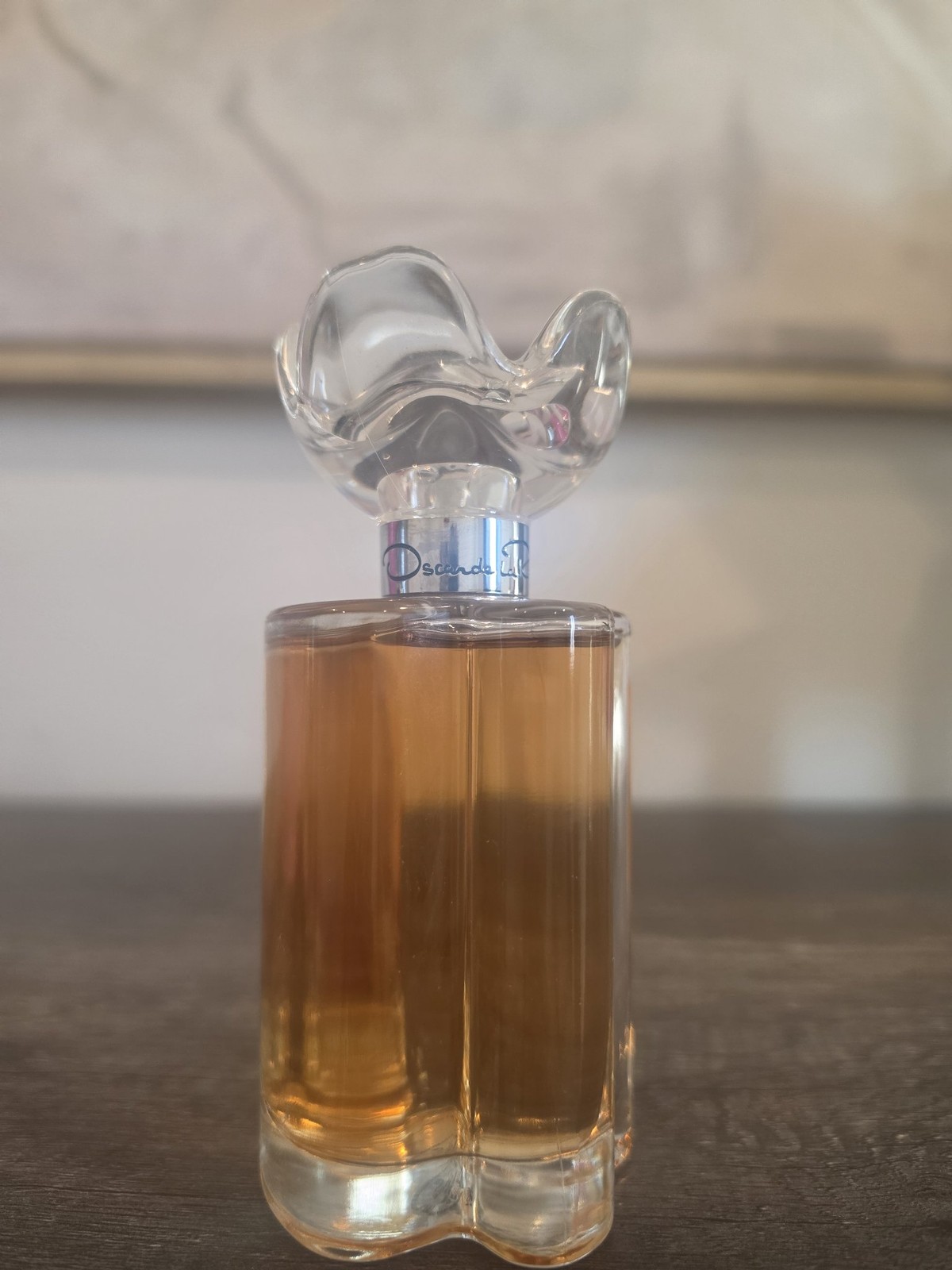 Oscar de la Renta Oscar Eau de Parfum 3.4 oz 100 mL ~95% Full Flower Cap