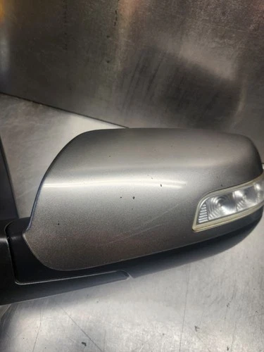 11-15 Kia Sorento Front Left Power Door Mirror Assy w/ Turn Signal 876101U050